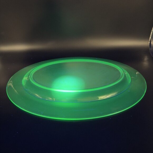 1960s Long Uranium Green Depression Glass Tray Dish Large Glass UV Glow 15”Long - Picture 5 of 15